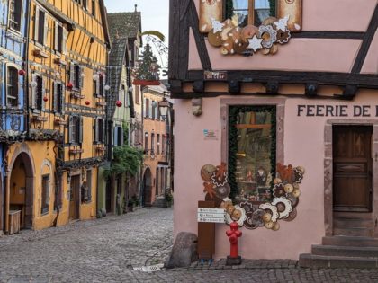 Magasin de noël à Riquewihr